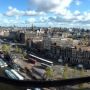 Amsterdam gezien vanuit een van de lelijkste gebouwen van de stad. Maar dát zie dus niet!