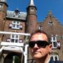 Ik en mijn werkplek vandaag. Dagvoorzitterschap voor klantevent van @yourzine. Met sprekers van Samsung en V&D en @joeri_insites