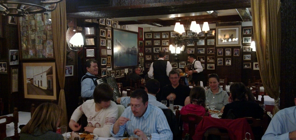Food with @rmbeany and @markies #4s #salamanca