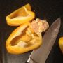 Whoa! Sta zoet te koken. Voer ik n paprika-keizersnede uit. 3 losse babykaatjes erin! 