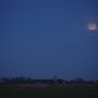 @VirtualAstro @badas_tweets @newburyastro The moon rising over the Romney Marsh this evening.
