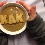 Kijk eens juf, bij oma oefen ik met letters in mijn vla #mees