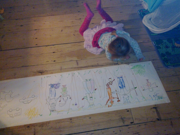 Lie drawing before her bath