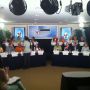 Getting ready for the #Calls4Kids telecast! These folks are ready to answer your calls! 1-615-343-4000